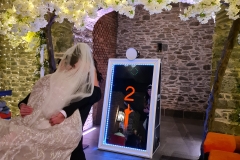 Selfie Mirror Wedding